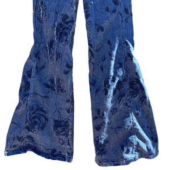 Anthropologie Pilcro Flare Wide Leg Floral Velvet Jeans 30T - Picture 9 of 11